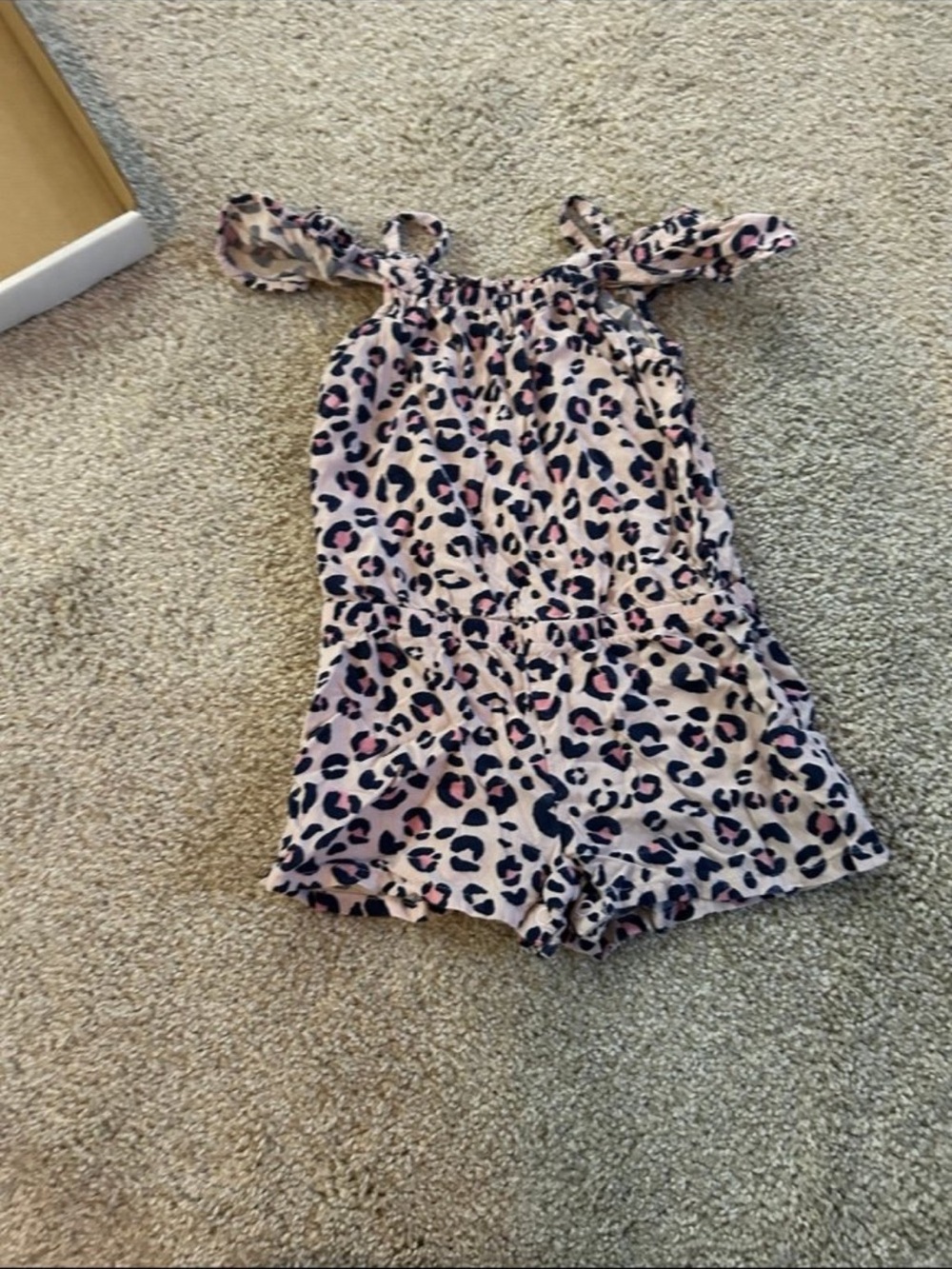 Cat & Jack 3T Leopard Romper